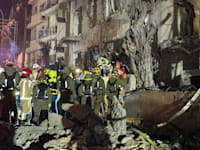 פגיעה של טיל איראני בבניין בתל אביב / צילום: כב''ה