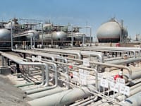 בתי זיקוק של ארמקו בערב הסעודית / צילום: ap