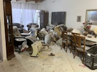 זירת שברי יירוט ברחובות / צילום: מד''א