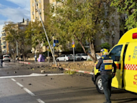 תיעוד מזירת נפילה במרכז / צילום: דוברות מד''א