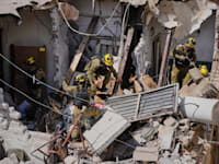 זירת נפילה בתל אביב במטח האחרון / צילום: ap, Maya Levin