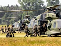 השאיפה: להגדיל את הצבא הגרמני מ־180 אלף חיילים כיום ל־260 אלף בעוד כעשור / צילום: Shutterstock