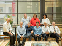 השותפים המנהלים של משרד ש.הורוביץ עם השותפים של ב.לוינבוק / צילום: אינגה