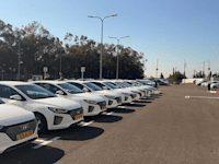 מכוניות פרטיות בבסיס צה''ל / צילום: דובר צה''ל