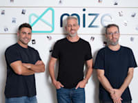 גיא לויתן, דור קרובינר, עומרי ליטבק, מייסדי חברת Mize / צילום: גיא כושי
