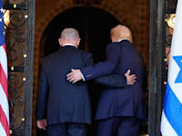 רה''מ נתניהו והנשיא טראמפ במאר־א־לאגו בדצמבר האחרון / צילום: ap, Alex Brandon