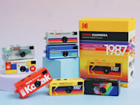 המצלמה הנוסטלגית kodak chamera שהוציאה קודאק ב־2026 / צילום: אתר החברה