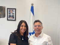 אבנר פלור עם שרת התחבורה מירי רגב / צילום: דוברות משרד התחבורה