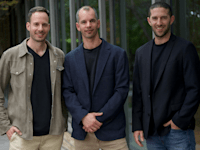 מייסדי GLOW (מימין לשמאל): אופיר אריה, VP R&D, רואי טיגר, CEO, עומר זינגר, CTO / צילום: צילום יח״צ