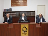 בית דין של רשת ארץ חמדה גזית. הרשת מונה שבעה סניפים הפועלים מכוח חוק הבוררות / צילום: באדיבות ארץ חמדה גזית