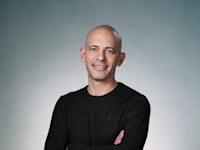 עמרי שינפלד / צילום: יח''צ וולט