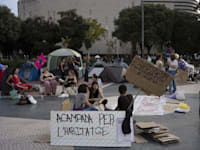 הפגנה על יוקר הדיור, ברצלונה / צילום: Reuters, Manu Alvarez