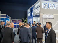 רפאל מציגה בסלון האוירי של מרקש / צילום: דוברות רפאל