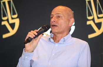 השופט בדימוס איתן אורנשטיין / צילום: דוברות לשכת עורכי הדין השופט בדימוס איתן אורנשטיין / צילום: דוברות לשכת עורכי הדין