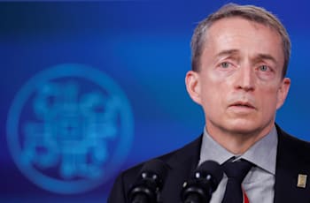 פט גלסינגר, מנכ''ל אינטל / צילום: Reuters, Jonathan Ernst פט גלסינגר, מנכ''ל אינטל / צילום: Reuters, Jonathan Ernst