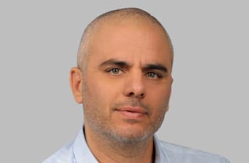 אודי בלום. ממטרופוליס לאלייד / צילום: סיון פרג' אודי בלום. ממטרופוליס לאלייד / צילום: סיון פרג'