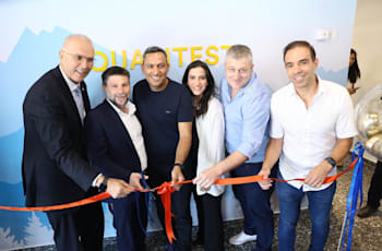 מימין: אביגדור ברכיה סמנכ''ל בכיר בקווליטסט, שי ליברמן מנכ''ל קווליטסט ישראל, הדס שון לוי סמנכ''לית משרד רה''מ, אלון דוידי ראש עירית שדרות, בצלאל סמוטריץ שר האוצר ויוסי שלי מנכ''ל משרד רה''מ / צילום: מור אברג'יל מימין: אביגדור ברכיה סמנכ''ל בכיר בקווליטסט, שי ליברמן מנכ''ל קווליטסט ישראל, הדס שון לוי סמנכ''לית משרד רה''מ, אלון דוידי ראש עירית שדרות, בצלאל סמוטריץ שר האוצר ויוסי שלי מנכ''ל משרד רה''מ / צילום: מור אברג'יל