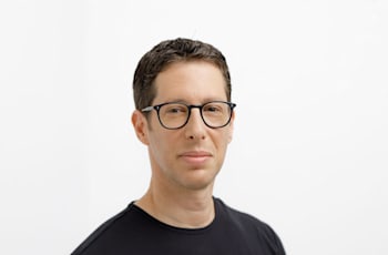 טל פיאלקוב, מנהל מחקר הבינה המלאכותית בדרים / צילום: עומר הכהן טל פיאלקוב, מנהל מחקר הבינה המלאכותית בדרים / צילום: עומר הכהן