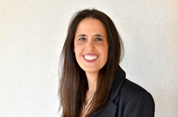 מיטל וייס, מנהלת השירות העירוני ופניות הציבור בעיריית תל אביב-יפו / צילום: כפיר סיון