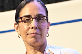 רות שוורץ, יו''ר ועדת תכנון ובנייה מחוז חיפה, בוועידת ישראל לנדל''ן / צילום: תמר מצפי רות שוורץ, יו''ר ועדת תכנון ובנייה מחוז חיפה, בוועידת ישראל לנדל''ן / צילום: תמר מצפי