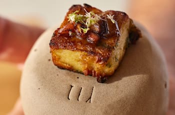 מסעדת בוץ / צילום: אפיק גבאי מסעדת בוץ / צילום: אפיק גבאי