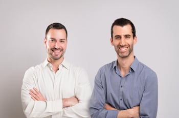 רועי פישמן ועידן פלג, מייסדי חברת ''בונים עתיד'' / צילום: מתן קפלן רועי פישמן ועידן פלג, מייסדי חברת ''בונים עתיד'' / צילום: מתן קפלן