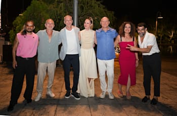 טוריסקי וידידיה עם שלישיית ''מה קשור'' / צילום: יוסי ועקנין טוריסקי וידידיה עם שלישיית ''מה קשור'' / צילום: יוסי ועקנין