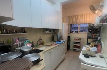 הבית ברחוב חיים סירני בשכונת יד אליהו בתל אביב / צילום: עידן ישר הבית ברחוב חיים סירני בשכונת יד אליהו בתל אביב / צילום: עידן ישר