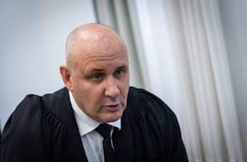 עו''ד יהונתן תדמור, פרקליט מחוז מיסוי וכלכלה / צילום: חיים גולדברג, פלאש90 עו''ד יהונתן תדמור, פרקליט מחוז מיסוי וכלכלה / צילום: חיים גולדברג, פלאש90