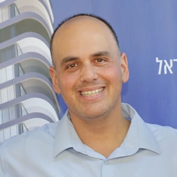 צביקה ברוט, ראש עיריית בת ים / צילום: רפי דלויה