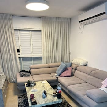 הדירה ברחוב הירדן ברמת גן / צילום: אסף רוזנר הדירה ברחוב הירדן ברמת גן / צילום: אסף רוזנר