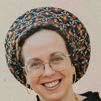הרבנית ד''ר תמר מאיר, חוקרת מדרש ופיוט, סופרת ילדים, ראש החוג לספרות במכללת גבעת וושינגטון / צילום: תמר מאיר