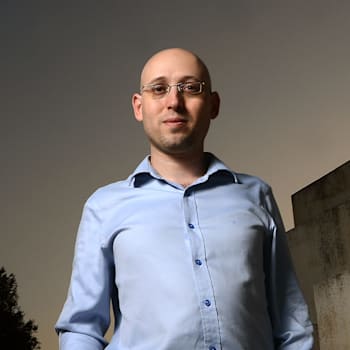 רועי צזנה / צילום: איל יצהר רועי צזנה / צילום: איל יצהר