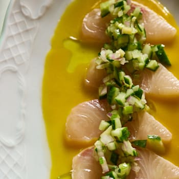 סשימי ב''סניור'' / צילום: נמרוד סונדרס