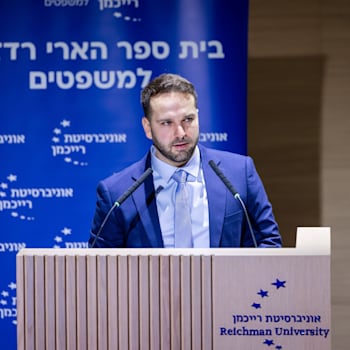 עידן סיבוני / צילום: אלון גלבוע עידן סיבוני / צילום: אלון גלבוע