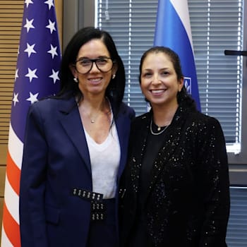 שירה רודרמן, מנכ״לית קרן משפחת רודרמן ויסמין לוקאץ׳ מנכ״לית ומייסדת Icon / צילום: עודד אנטמן