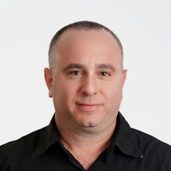איתן זילברשטיין, מנהל מחלקת טכנולוגיות באגף ניהול התנועה בחברת נתיבי ישראל / צילום: ג׳יני סוכנות צילום איתן זילברשטיין, מנהל מחלקת טכנולוגיות באגף ניהול התנועה בחברת נתיבי ישראל / צילום: ג׳יני סוכנות צילום
