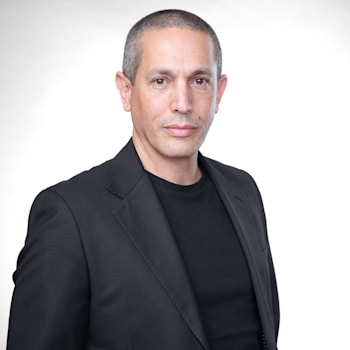 כפיר ענבר, מנהל משכנתאות של אזור צפון, חיפה ושרון בבנק הפועלים / צילום: ענבל מרמרי כפיר ענבר, מנהל משכנתאות של אזור צפון, חיפה ושרון בבנק הפועלים / צילום: ענבל מרמרי