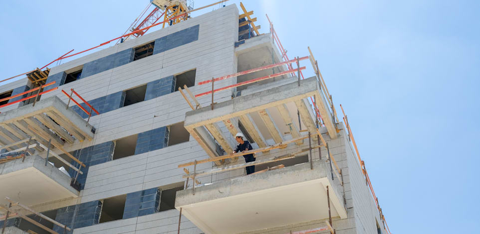 אתר בנייה. יתרת התשלום על הדירות שועבדה לבנק / צילום: שלומי יוסף