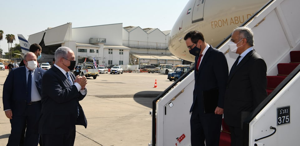 קבלת פנים בשדה התעופה למשלחת איחוד האמירויות, במעמד רה"מ נתניהו. מבצע צבאי ראשון על רקע הסכמי השלום / צילום: עמוס בן גרשום - לע"מ