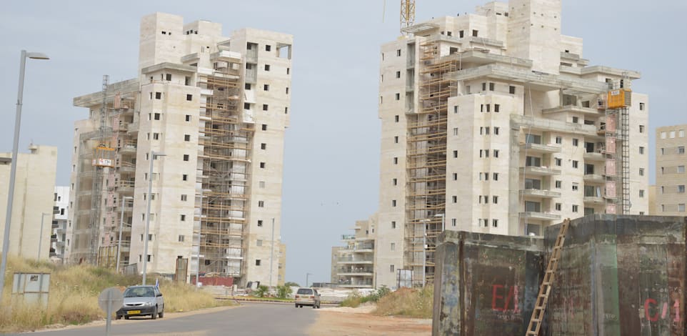 כדי להאיץ את הבנייה נדרשת הממשלה להכפיף את כל הגורמים המעורבים לגורם מתכלל אחד / צילום: תמר מצפי