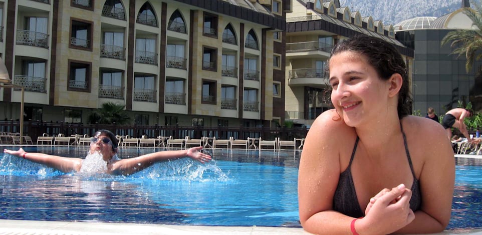 תיירים ישראלים בטורקיה / צילום: סיון פרג'