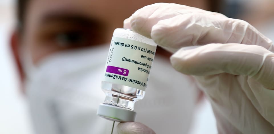 החיסון נגד קורונה של אסטרהזנקה / צילום: Associated Press, Matthias Schrader