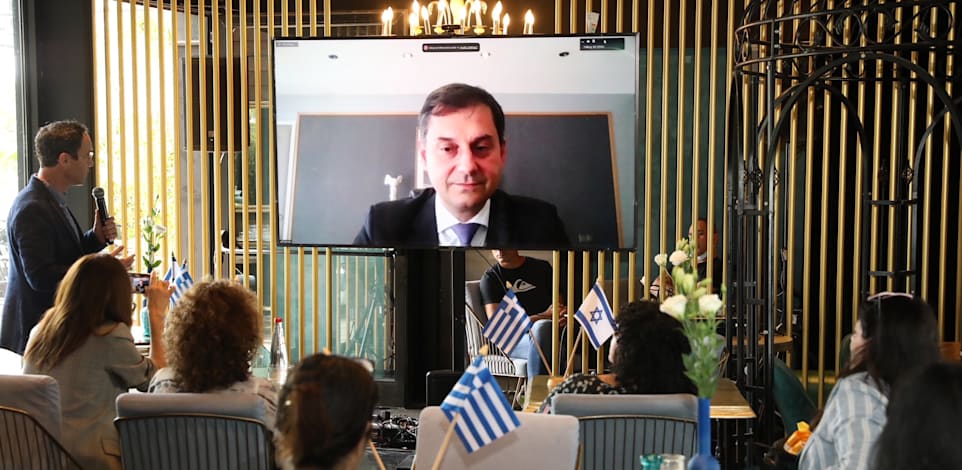 שר התיירות היווני האריס תיאוהאריס במסיבת העיתונאים של מלונות בראון / צילום: יחצ רפי  דלויה