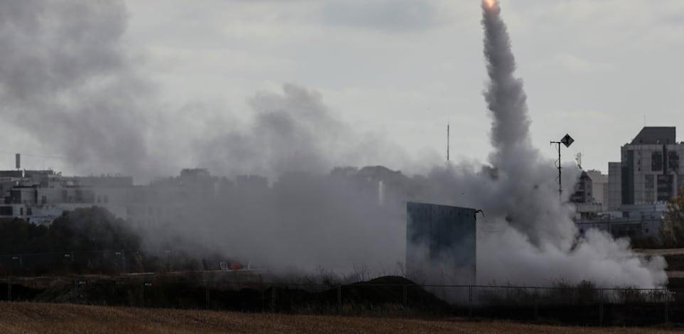 טיל טמי"ר משוגר מסוללת כיפת ברזל. עלות מוערכת: 40־100 אלף דולר לטיל / צילום: Reuters, Ronen Zvulun