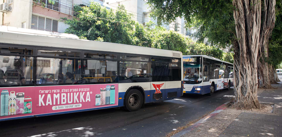 תנועת אוטובוסים שעברה מרחוב דיזנגוף לרחוב ריינס / צילום: כדיה לוי