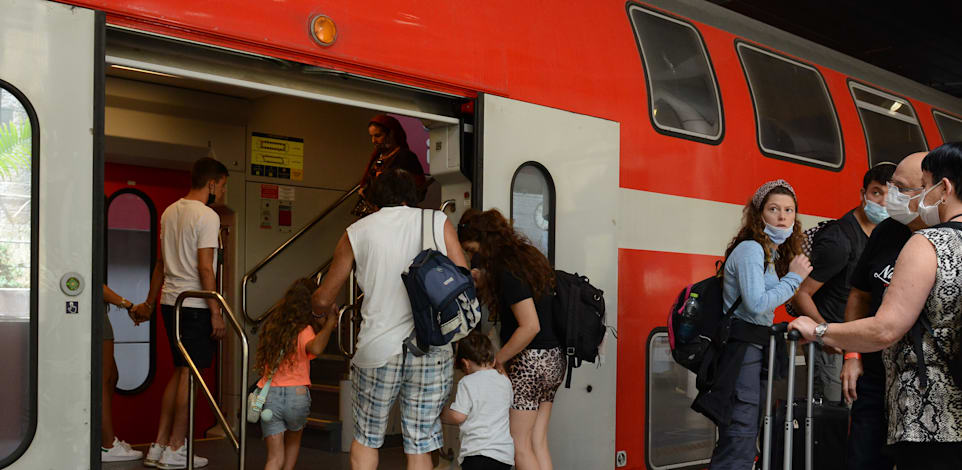 תחנת הרכבת בנתב''ג / צילום: איל יצהר