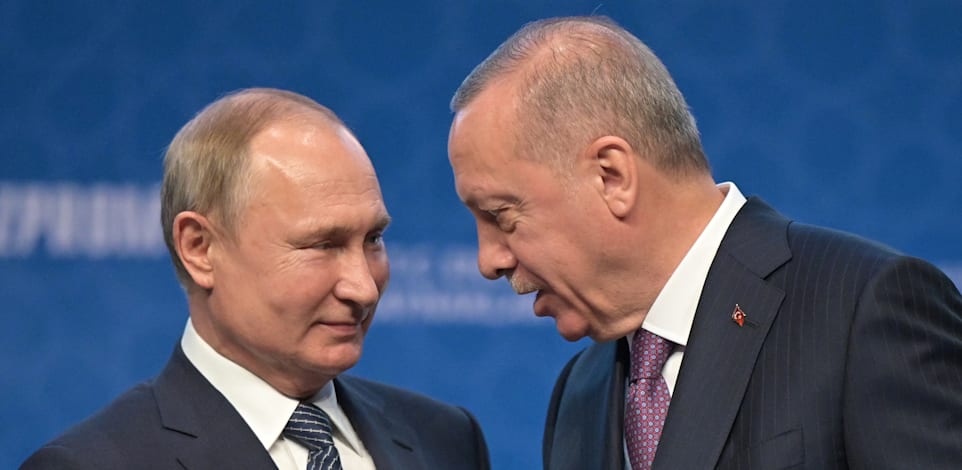 נשיא טורקיה ארדואן ונשיא רוסיה פוטין באיסטנבול בטקס ההשקה של הצינור ''טורקסטרים'' שמוביל גז רוסי לאירופה, ינואר 2020 / צילום: Reuters, SPUTNIK