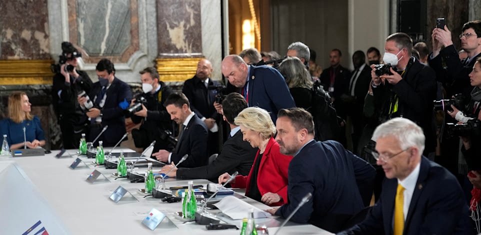 מנהיגי האיחוד האירופי בפסגת ורסאי / צילום: Reuters, Pool