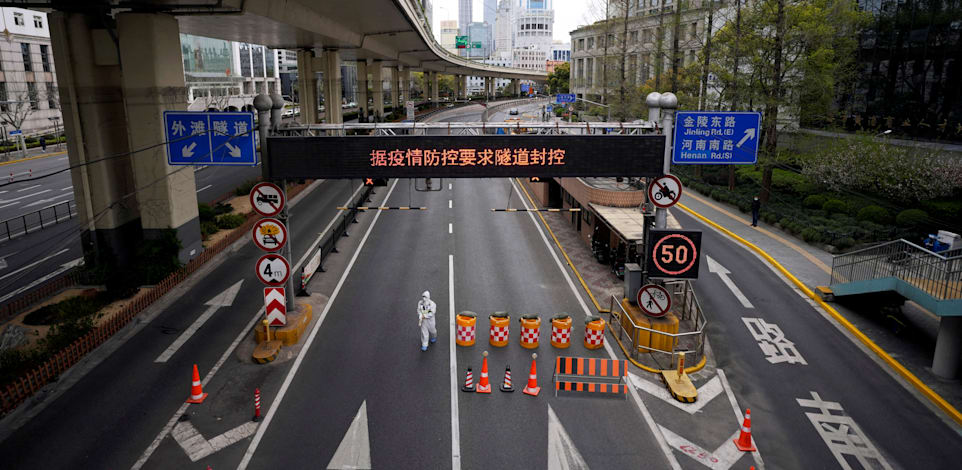 כביש ריק בשל הסגר בשנגחאי / צילום: Reuters, Aly Song